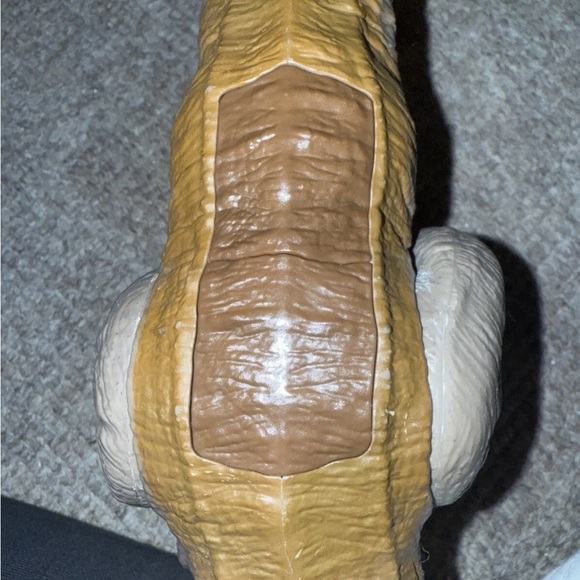 JURASSIC WORLD THRASH 'N THROW  TREX 22. - Picture 4 of 4